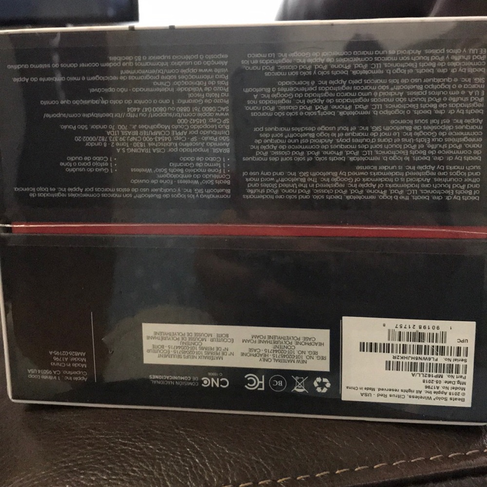 Beats Solo3 Wireless (Product) RED - Picture 4 of 5
